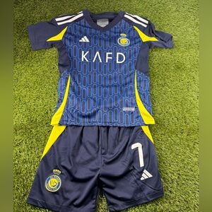 Al Nassr FC Ronaldo kids soccer kit.